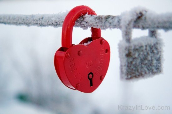 Hanging Heart Lock